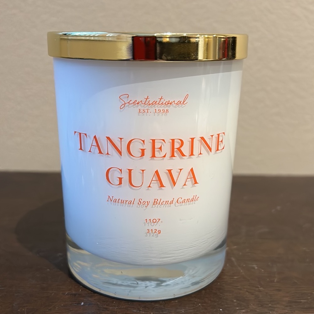 Scentsational Tangerine Guava Candle  Glass Jar 11 Oz Soy Blend New